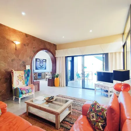 Anais Luxury Villas Feriehus *